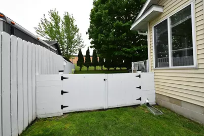 1001 W 6th Street, Zumbrota, MN 55992 - Photo 31