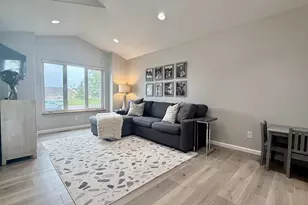 4742 44th St S, Fargo, ND 58104 - Photo 9