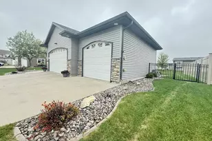 4742 44th St S, Fargo, ND 58104 - Photo 63