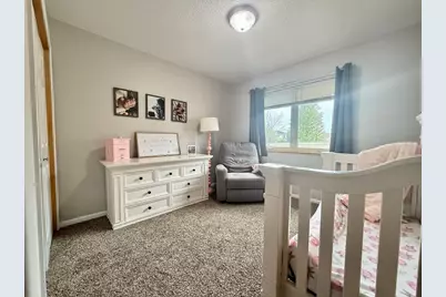 4742 44th Street S, Fargo, ND 58104 - Photo 33