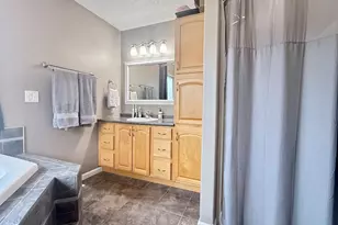 4742 44th St S, Fargo, ND 58104 - Photo 27