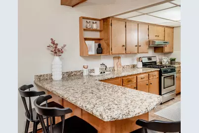 598 Clifford Street, Saint Paul, MN 55104 - Photo 11