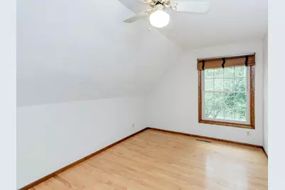 598 Clifford Street, Saint Paul, MN 55104 - Photo 19