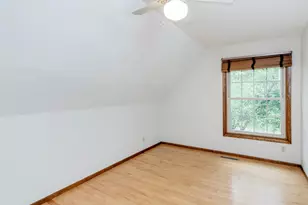598 Clifford St, Saint Paul, MN 55104 - Photo 19