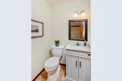 598 Clifford Street, Saint Paul, MN 55104 - Photo 15