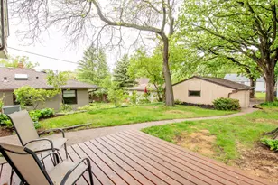 598 Clifford St, Saint Paul, MN 55104 - Photo 37