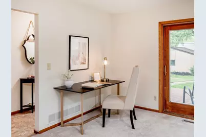 598 Clifford Street, Saint Paul, MN 55104 - Photo 7
