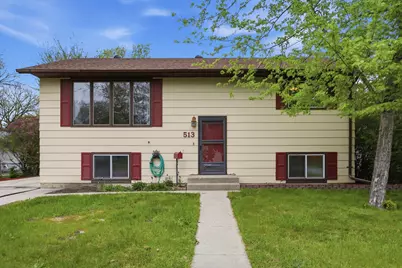 513 N 19 Ave N, Fargo, ND 58102 - Photo 3