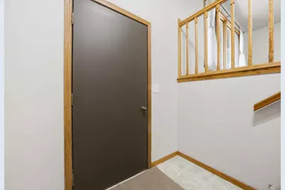 513 N 19 Ave N, Fargo, ND 58102 - Photo 7