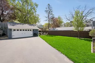 5523 Girard Ave S, Minneapolis, MN 55419 - Photo 37