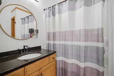 1406 26th Street SW, Austin, MN 55912 - Photo 35