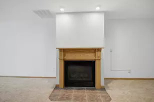 1406 26th St SW, Austin, MN 55912 - Photo 41