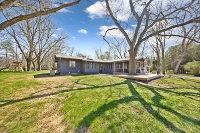 1304 34th Drive NE, Austin, MN 55912 - Photo 5
