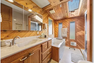 1304 34th Drive NE, Austin, MN 55912 - Photo 35