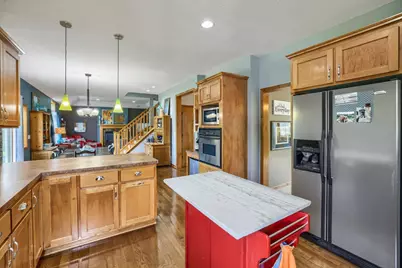 10538 Scott Avenue N, Brooklyn Park, MN 55443 - Photo 11