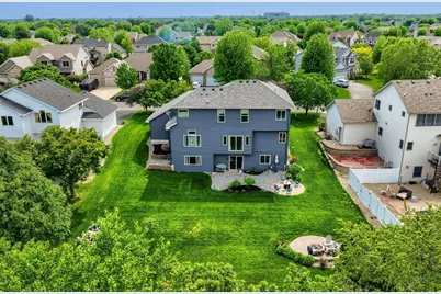 10538 Scott Avenue N, Brooklyn Park, MN 55443 - Photo 3