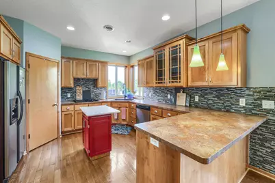 10538 Scott Avenue N, Brooklyn Park, MN 55443 - Photo 7