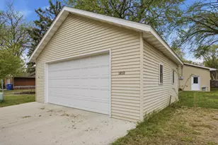 1810 5th Ave S, Fargo,  58103 - Photo 27