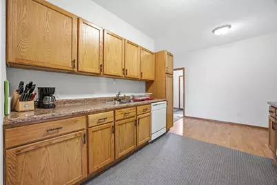 1810 5th Avenue S, Fargo,  58103 - Photo 9
