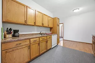 1810 5th Ave S, Fargo,  58103 - Photo 9
