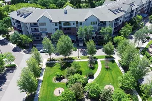5225 Grandview Square, Edina, MN 55436 - Photo 1