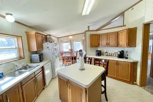 513 N Main St, Sanborn, MN 56083 - Photo 11