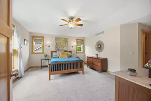 692 Shelerud Dr, Eagan, MN 55123 - Photo 39