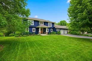 692 Shelerud Dr, Eagan, MN 55123 - Photo 3
