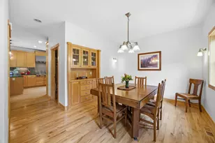 692 Shelerud Dr, Eagan, MN 55123 - Photo 25