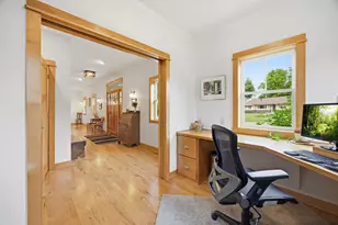 692 Shelerud Dr, Eagan, MN 55123 - Photo 11