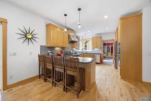 692 Shelerud Dr, Eagan, MN 55123 - Photo 19