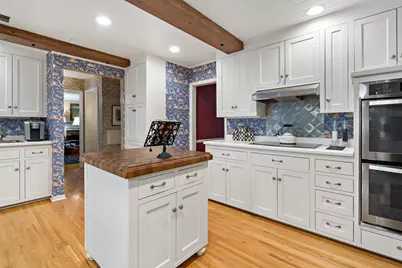 1330 Urbandale Lane N, Plymouth, MN 55447 - Photo 9