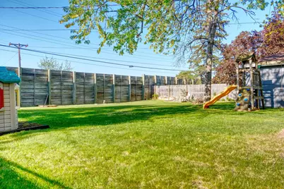 1008 W 80 1/2 Street, Bloomington, MN 55420 - Photo 5