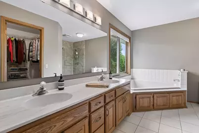 1636 Ashbury Place, Eagan, MN 55122 - Photo 33