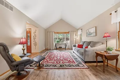 619 Birchwood Avenue, White Bear Lake, MN 55110 - Photo 5