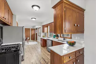 7801 Monroe St NE, Spring Lake Park, MN 55432 - Photo 27