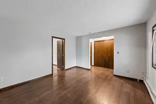 1282 Hewitt Ave, Saint Paul, MN 55104 - Photo 11