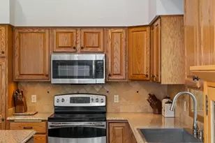 12755 Falcon Ct, Apple Valley, MN 55124 - Photo 11