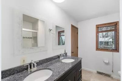 10501 Fillmore Street NE, Blaine, MN 55434 - Photo 11