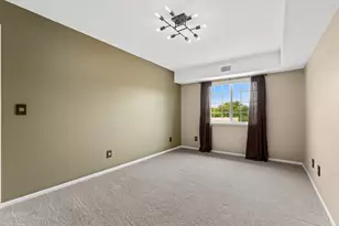 2036 11th Ave SE, Rochester, MN 55904 - Photo 9