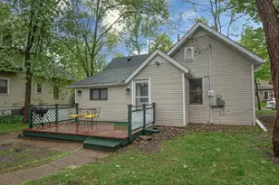 404 4th Ave NE, Saint Cloud, MN 56304 - Photo 5