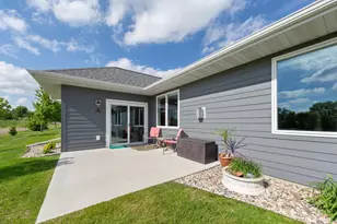 104 Dancing Waters Cir, Mankato, MN 56001 - Photo 35