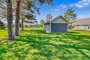 906 Lake Forest Cir, Detroit Lakes, MN 56501 - Photo 11