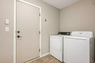 1003 Farrell St S, Maplewood, MN 55119 - Photo 33