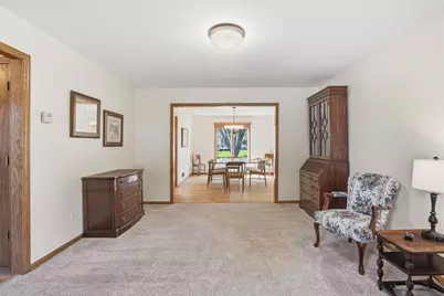 1165 Berwick Lane, Mahtomedi, MN 55115 - Photo 7