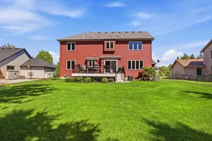 1165 Berwick Ln, Mahtomedi, MN 55115 - Photo 57