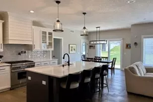 9613 W Wind Tr, Woodbury, MN 55129 - Photo 7