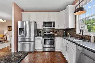 15277 Florist Cir, Apple Valley, MN 55124 - Photo 13
