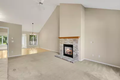 8313 Essex Road, Chanhassen, MN 55317 - Photo 7