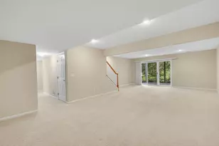 8313 Essex Rd, Chanhassen, MN 55317 - Photo 21